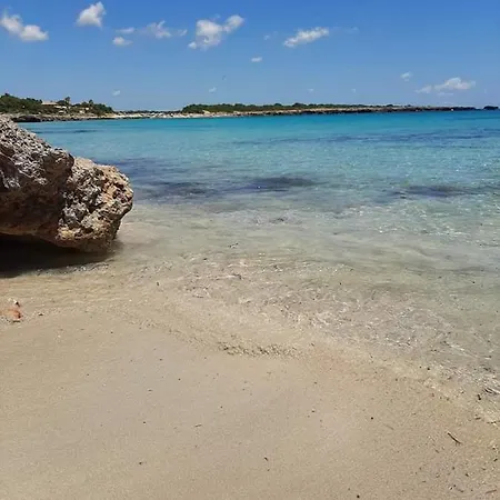Costa Menorca Cala en Bosch